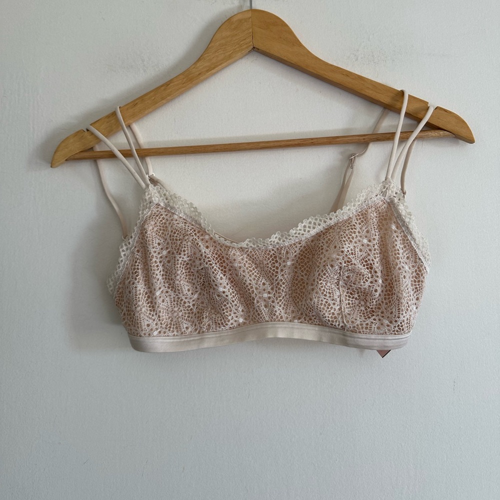 Victoria’s Secret White/Tan Lace Overlay Double Strap Bralette size Medium EUC - Picture 1 of 6